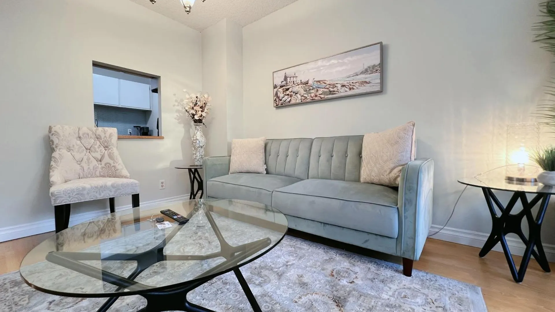 Apartment Beautiful 2 Beds Dwtn Apt Free Parking King Bed Vancouver